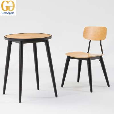 Modern Indoor Cafe Tables and Chairs